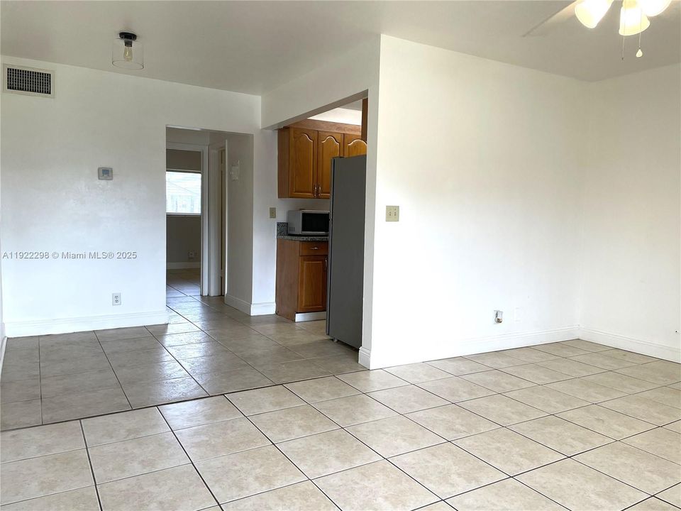 В аренду: $1,650 (1 спален, 1 ванн, 658 Квадратных фут)