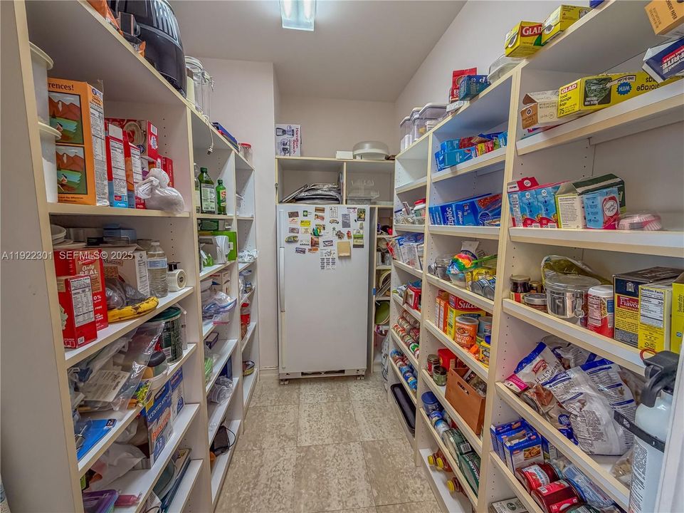 For Sale: $8,000,000 (3 beds, 4 baths, 4257 Square Feet)