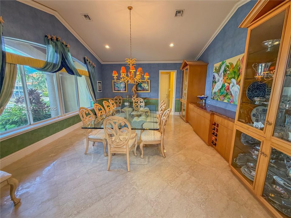 For Sale: $8,000,000 (3 beds, 4 baths, 4257 Square Feet)