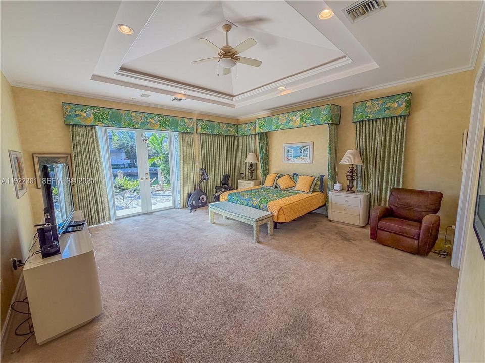 For Sale: $8,000,000 (3 beds, 4 baths, 4257 Square Feet)