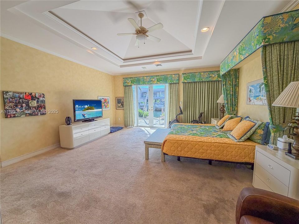 For Sale: $8,000,000 (3 beds, 4 baths, 4257 Square Feet)