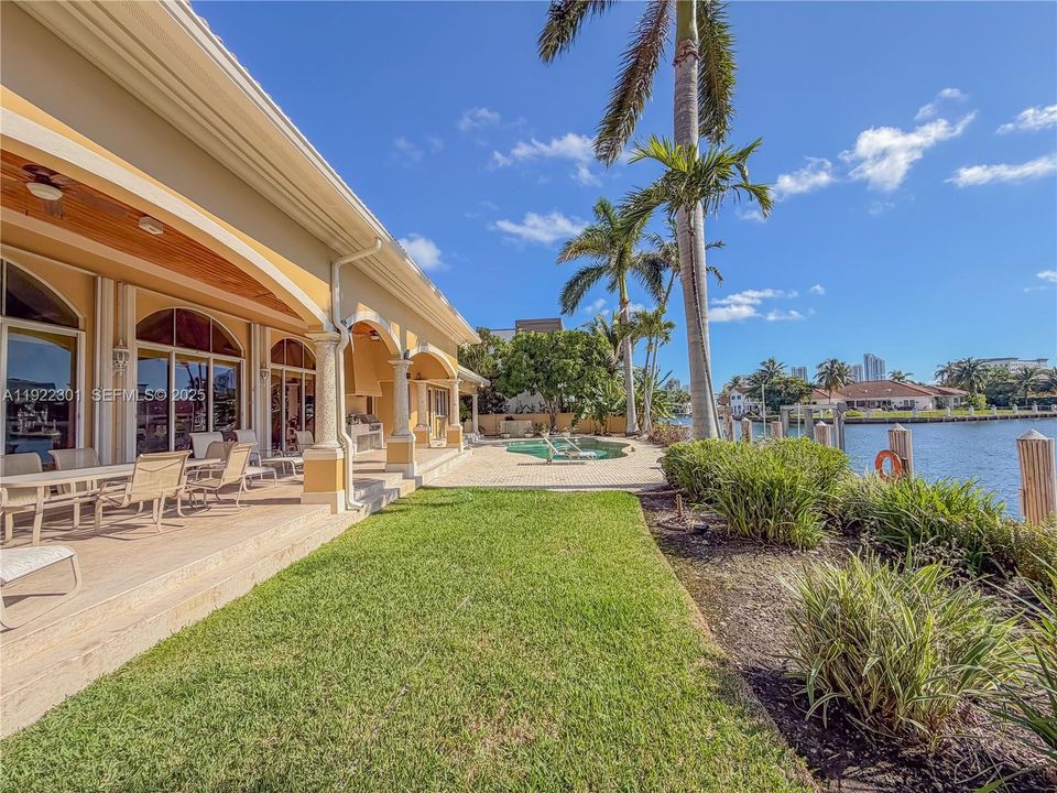 For Sale: $8,000,000 (3 beds, 4 baths, 4257 Square Feet)