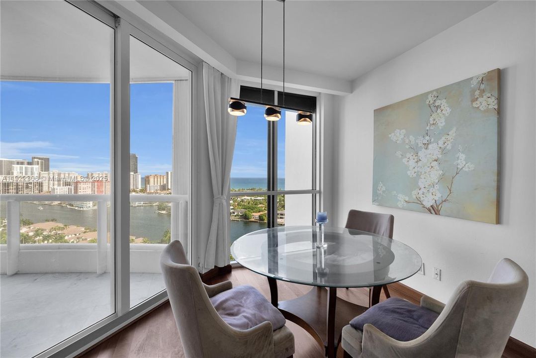 For Sale: $1,248,000 (3 beds, 2 baths, 2440 Square Feet)