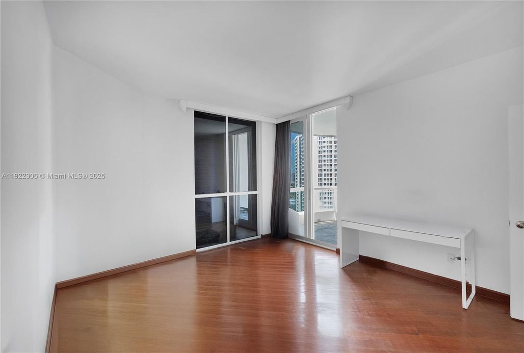 For Sale: $1,248,000 (3 beds, 2 baths, 2440 Square Feet)