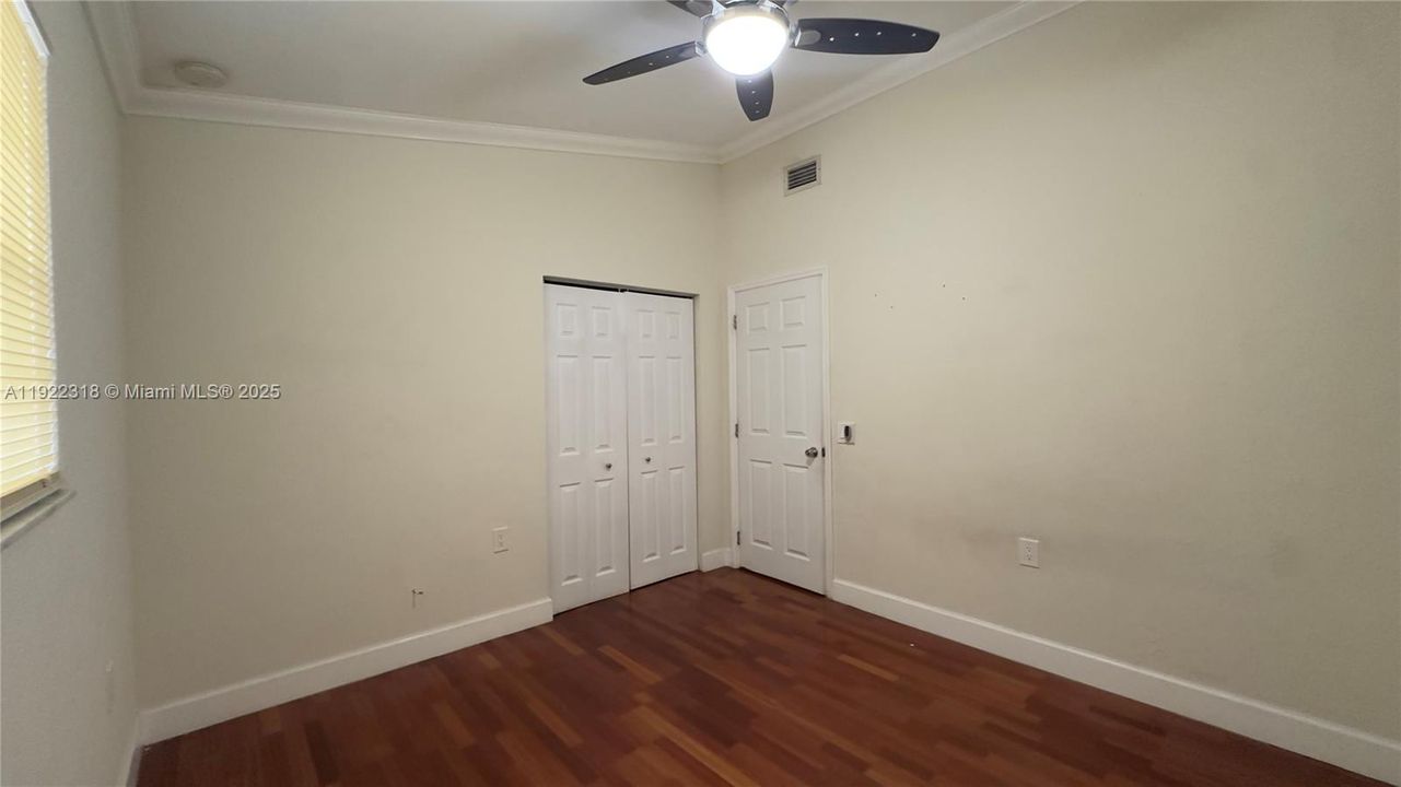 For Rent: $5,000 (5 beds, 3 baths, 1782 Square Feet)