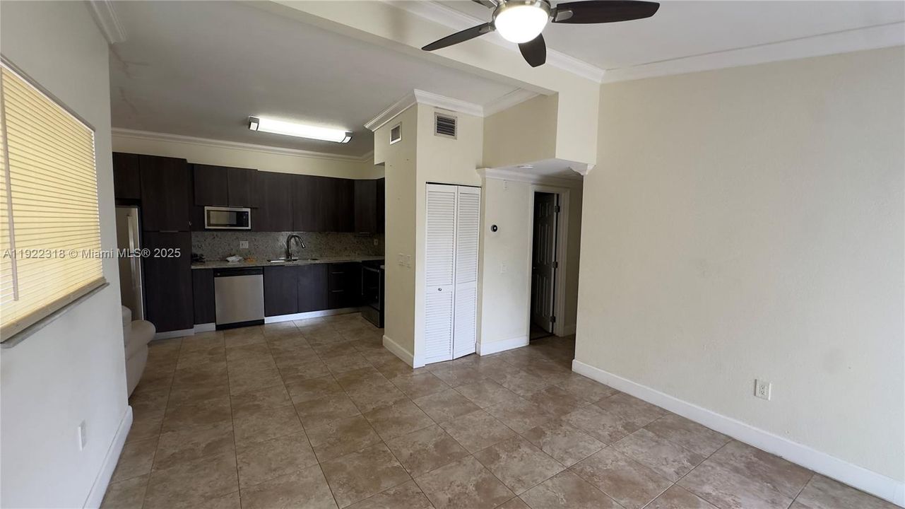 For Rent: $5,000 (5 beds, 3 baths, 1782 Square Feet)