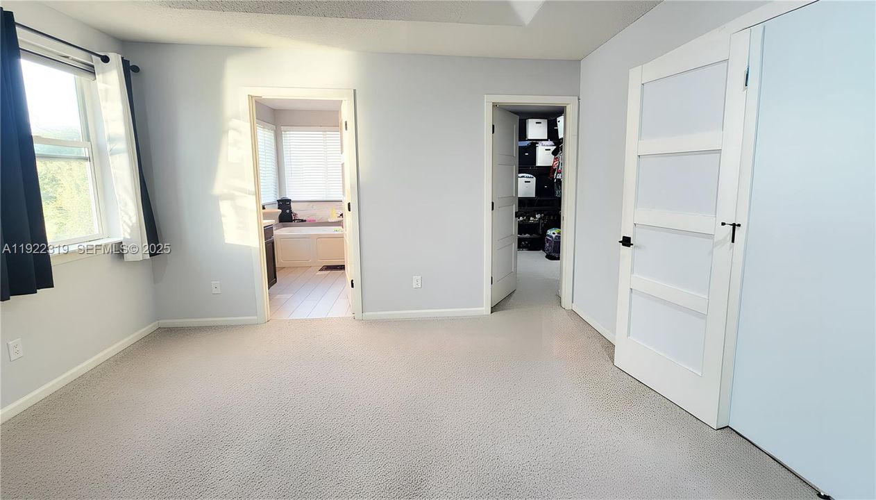 For Sale: $760,000 (4 beds, 2 baths, 2175 Square Feet)