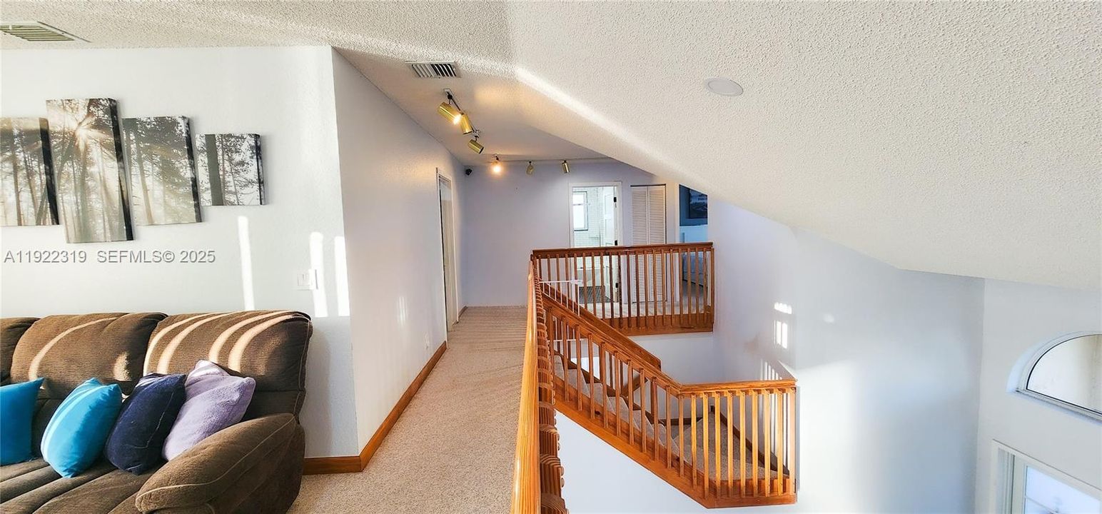 For Sale: $760,000 (4 beds, 2 baths, 2175 Square Feet)