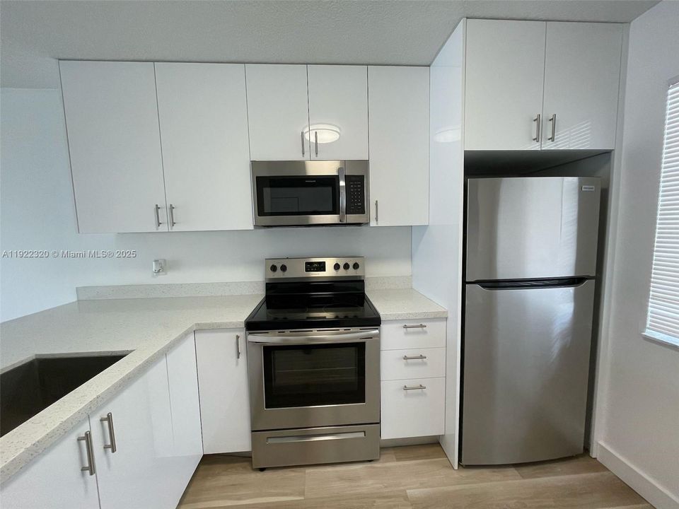 En Renta: $2,100 (2 camas, 2 baños, 832 Pies cuadrados)