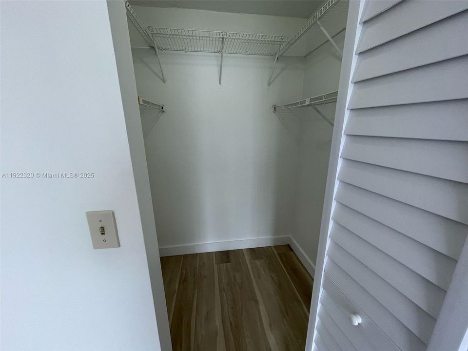 En Renta: $2,100 (2 camas, 2 baños, 832 Pies cuadrados)