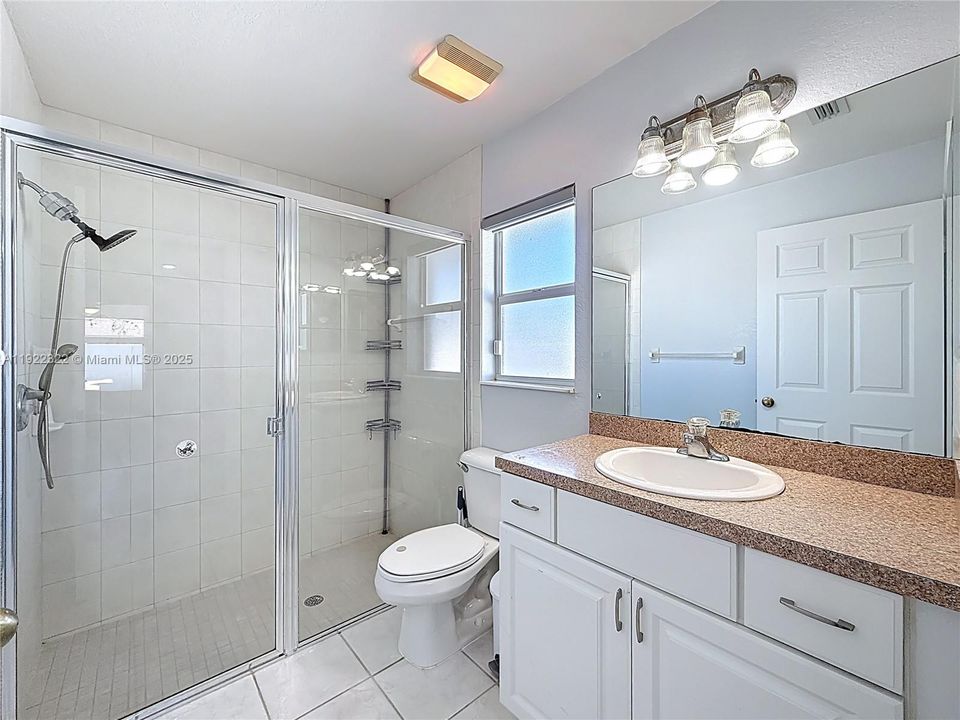 For Sale: $425,000 (3 beds, 2 baths, 1650 Square Feet)