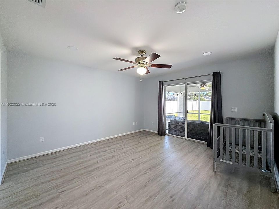 For Sale: $425,000 (3 beds, 2 baths, 1650 Square Feet)