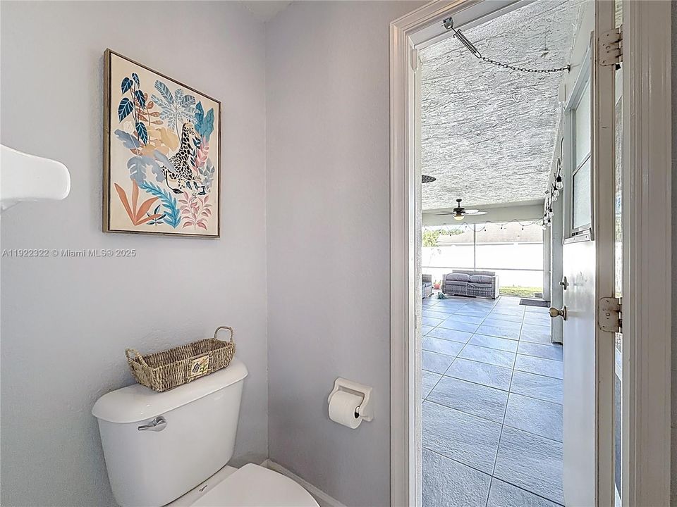 For Sale: $425,000 (3 beds, 2 baths, 1650 Square Feet)