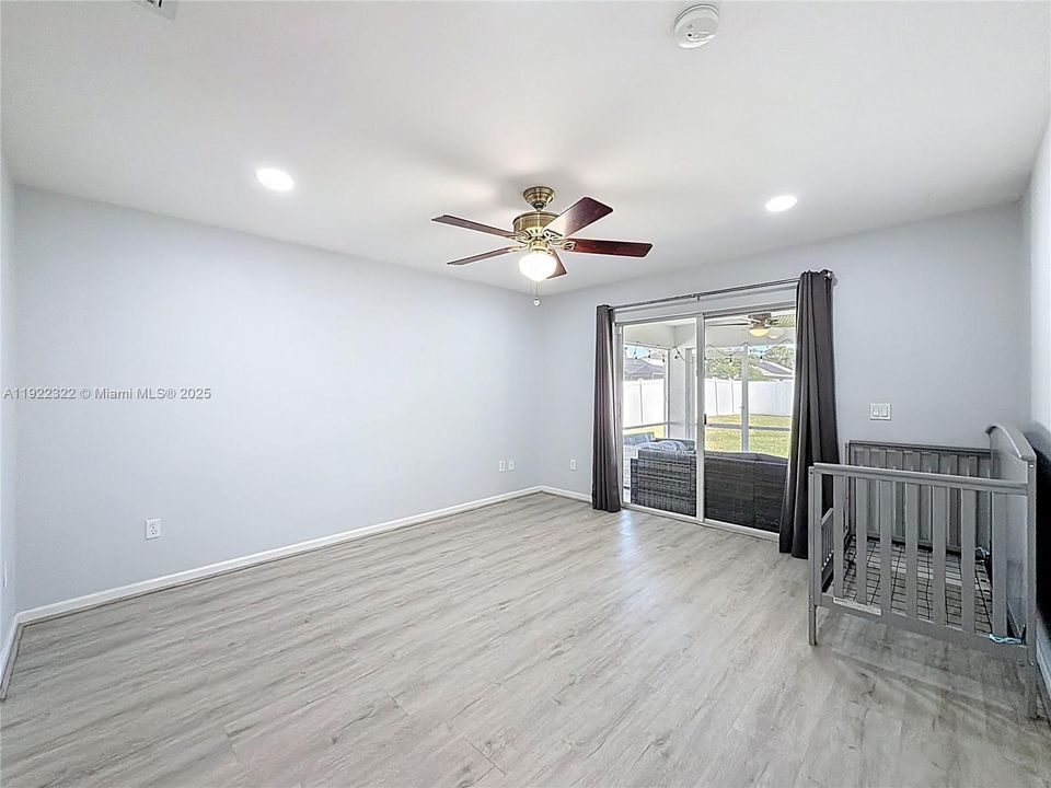 For Sale: $425,000 (3 beds, 2 baths, 1650 Square Feet)