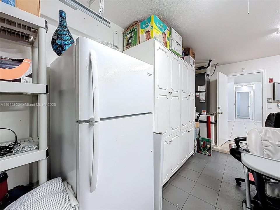 For Sale: $425,000 (3 beds, 2 baths, 1650 Square Feet)