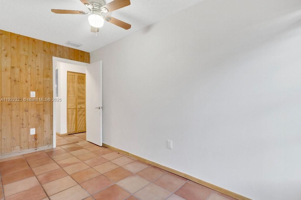 For Sale: $650,000 (4 beds, 2 baths, 1588 Square Feet)