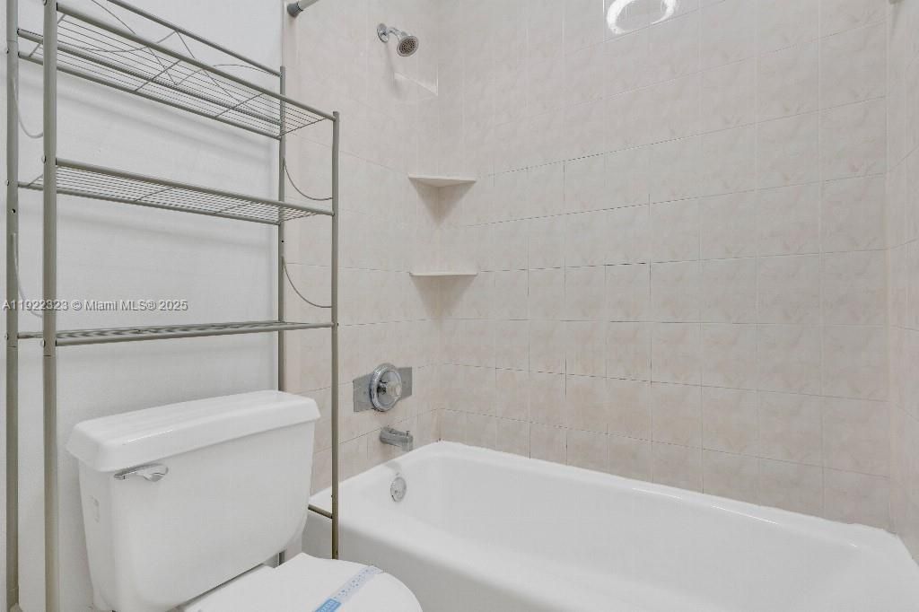 For Sale: $650,000 (4 beds, 2 baths, 1588 Square Feet)