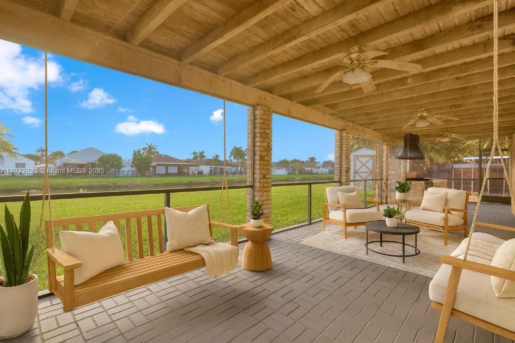 For Sale: $650,000 (4 beds, 2 baths, 1588 Square Feet)