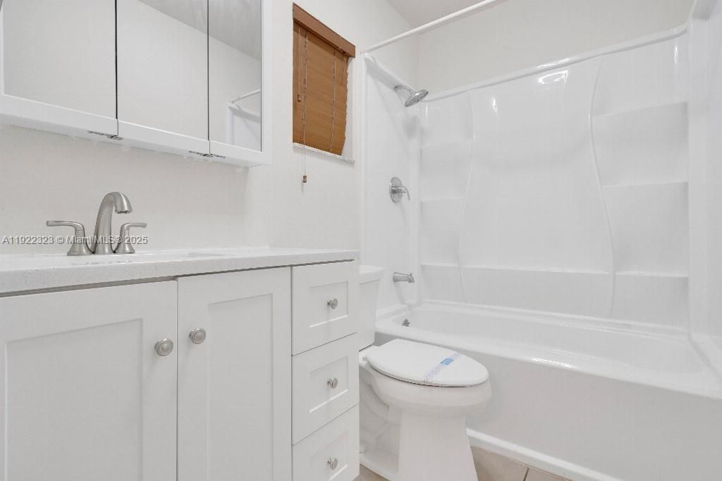 For Sale: $650,000 (4 beds, 2 baths, 1588 Square Feet)