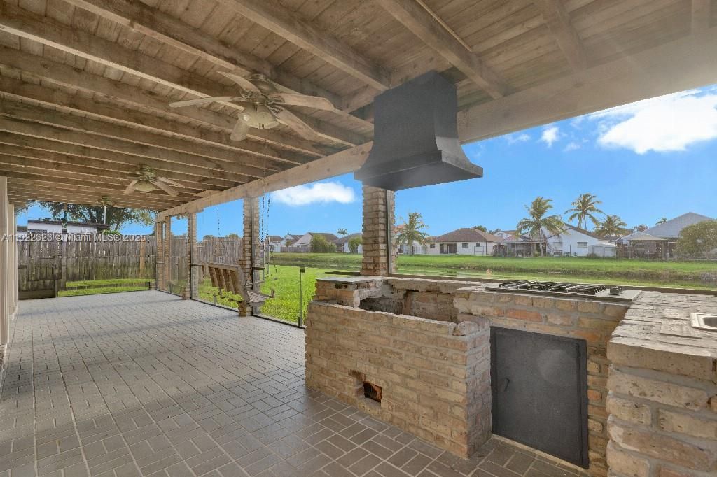 For Sale: $650,000 (4 beds, 2 baths, 1588 Square Feet)