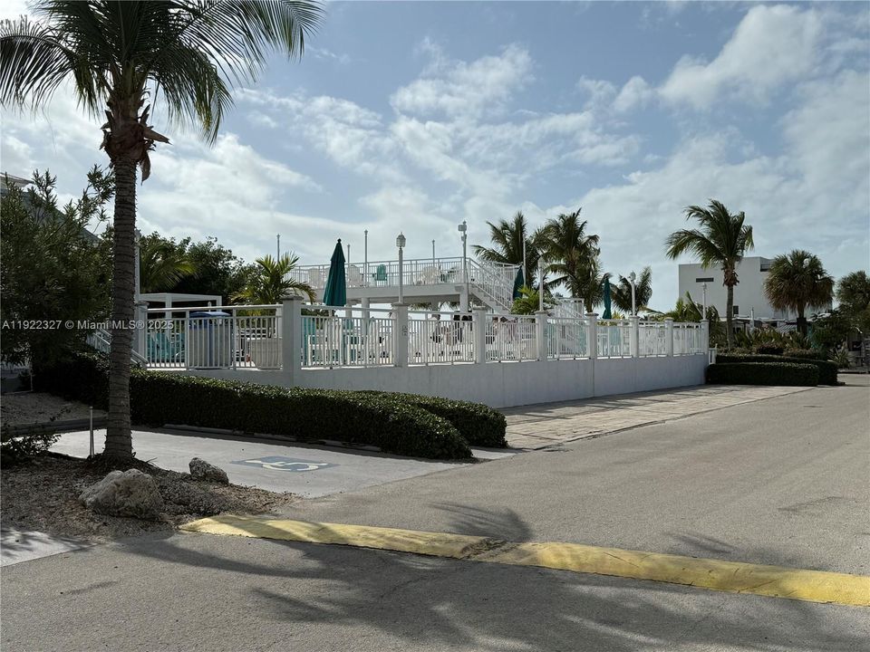 For Sale: $315,000 (1,872 sqft)