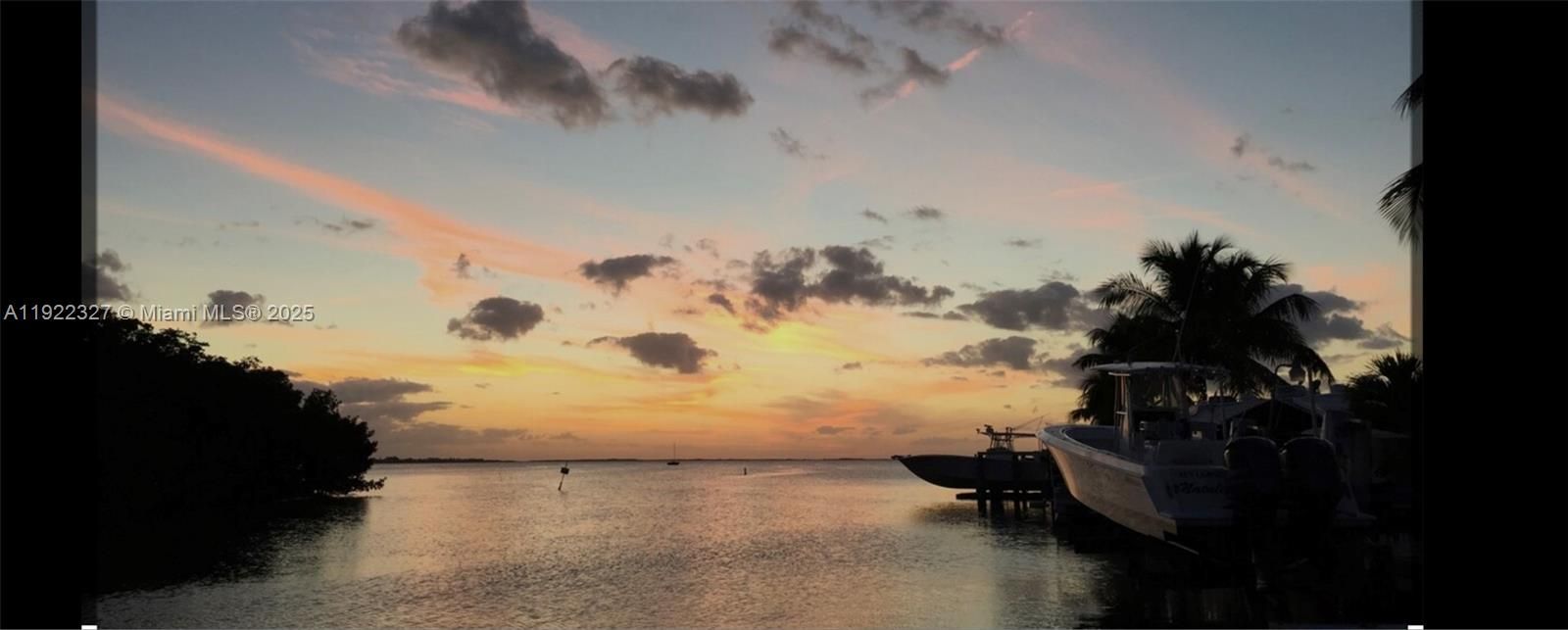 For Sale: $315,000 (1,872 sqft)