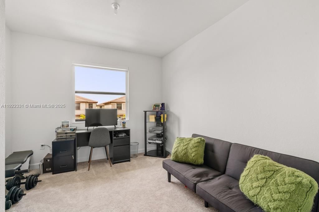 待售: $474,987 (3 贝兹, 2 浴室, 1651 平方英尺)