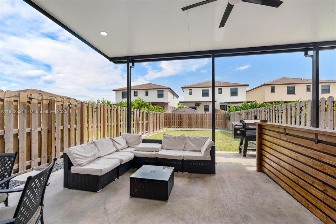 待售: $474,987 (3 贝兹, 2 浴室, 1651 平方英尺)