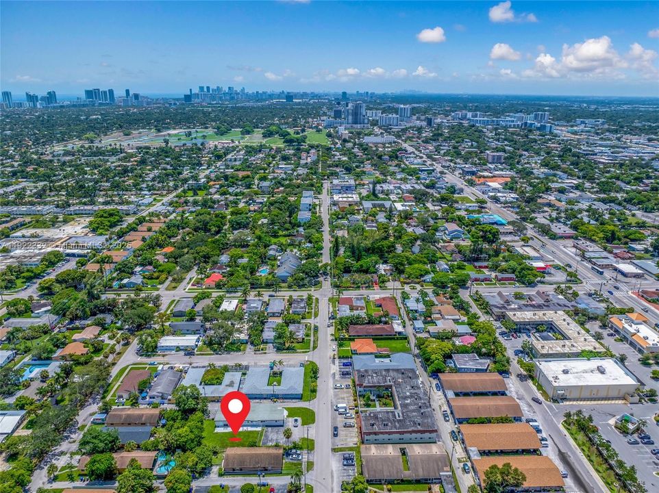 待售: $200,000 (0.14 acres)