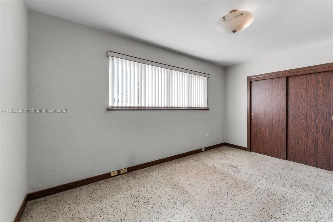 For Sale: $600,000 (3 beds, 2 baths, 1377 Square Feet)