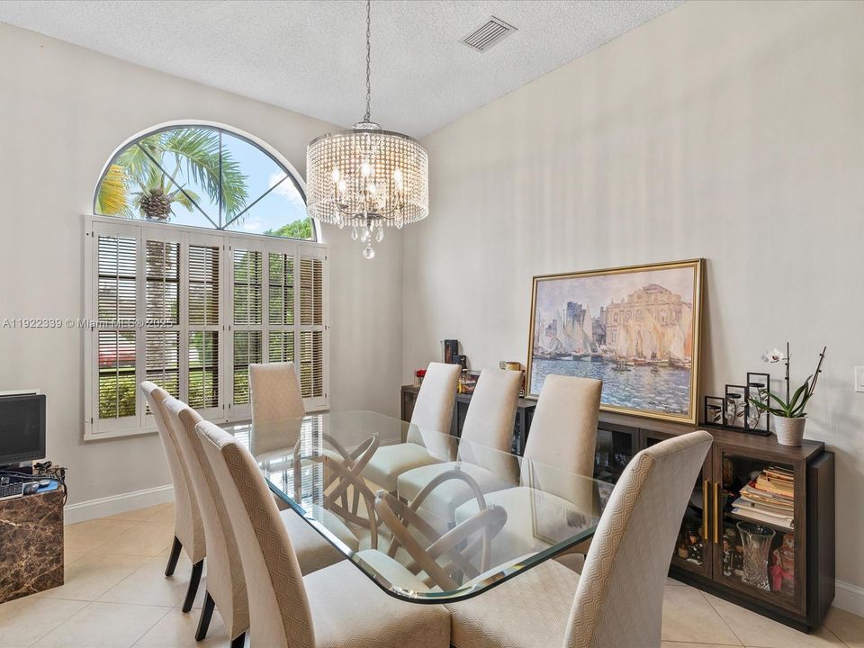 For Sale: $1,049,000 (4 beds, 3 baths, 2697 Square Feet)