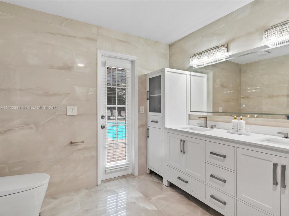 For Sale: $1,049,000 (4 beds, 3 baths, 2697 Square Feet)