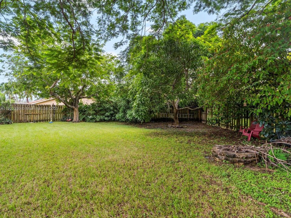 For Sale: $1,049,000 (4 beds, 3 baths, 2697 Square Feet)