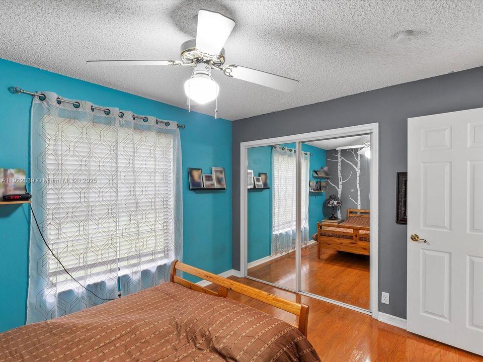 For Sale: $1,049,000 (4 beds, 3 baths, 2697 Square Feet)