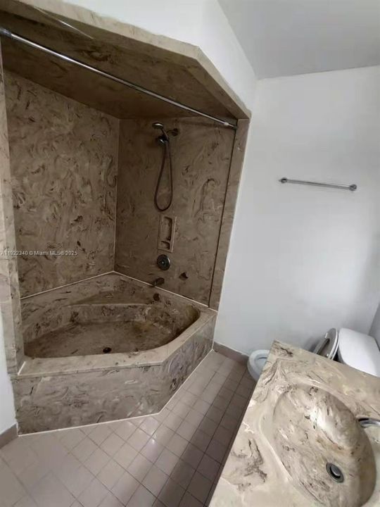 出租: $2,800 (3 贝兹, 2 浴室, 1474 平方英尺)