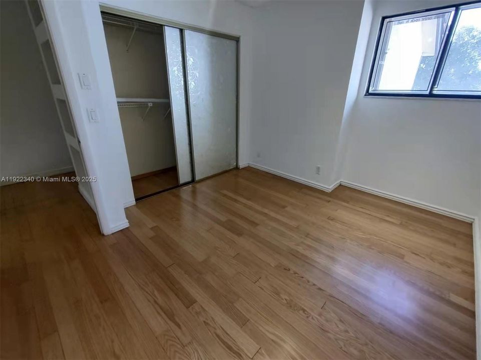 出租: $2,800 (3 贝兹, 2 浴室, 1474 平方英尺)