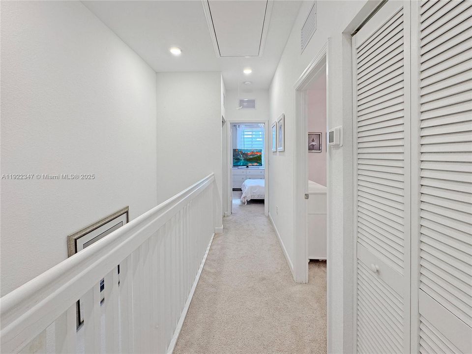 В аренду: $3,000 (3 спален, 2 ванн, 1520 Квадратных фут)