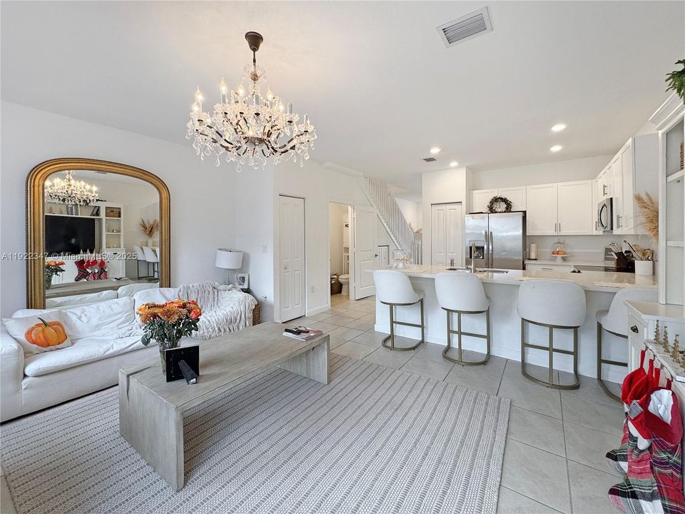 В аренду: $3,000 (3 спален, 2 ванн, 1520 Квадратных фут)