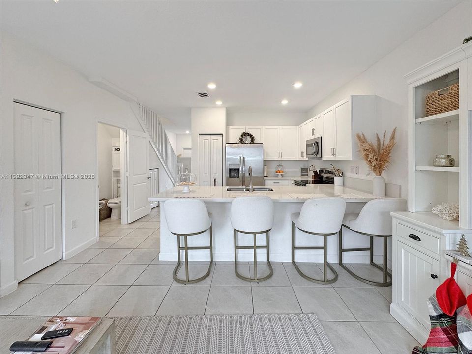 В аренду: $3,000 (3 спален, 2 ванн, 1520 Квадратных фут)