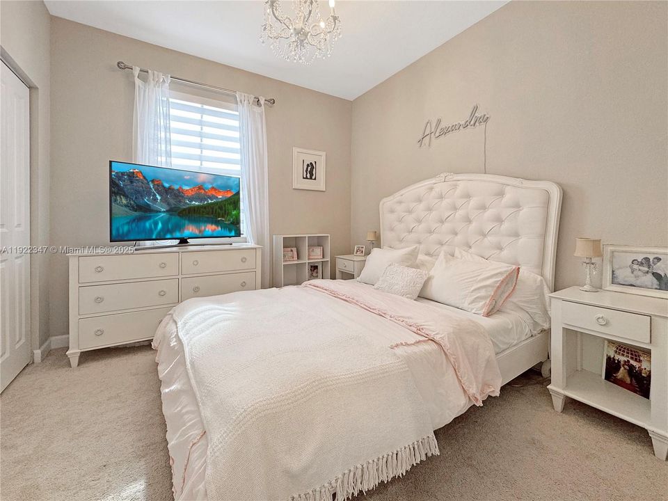 В аренду: $3,000 (3 спален, 2 ванн, 1520 Квадратных фут)