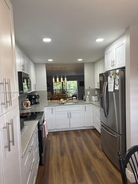 For Sale: $250,000 (2 beds, 2 baths, 1250 Square Feet)