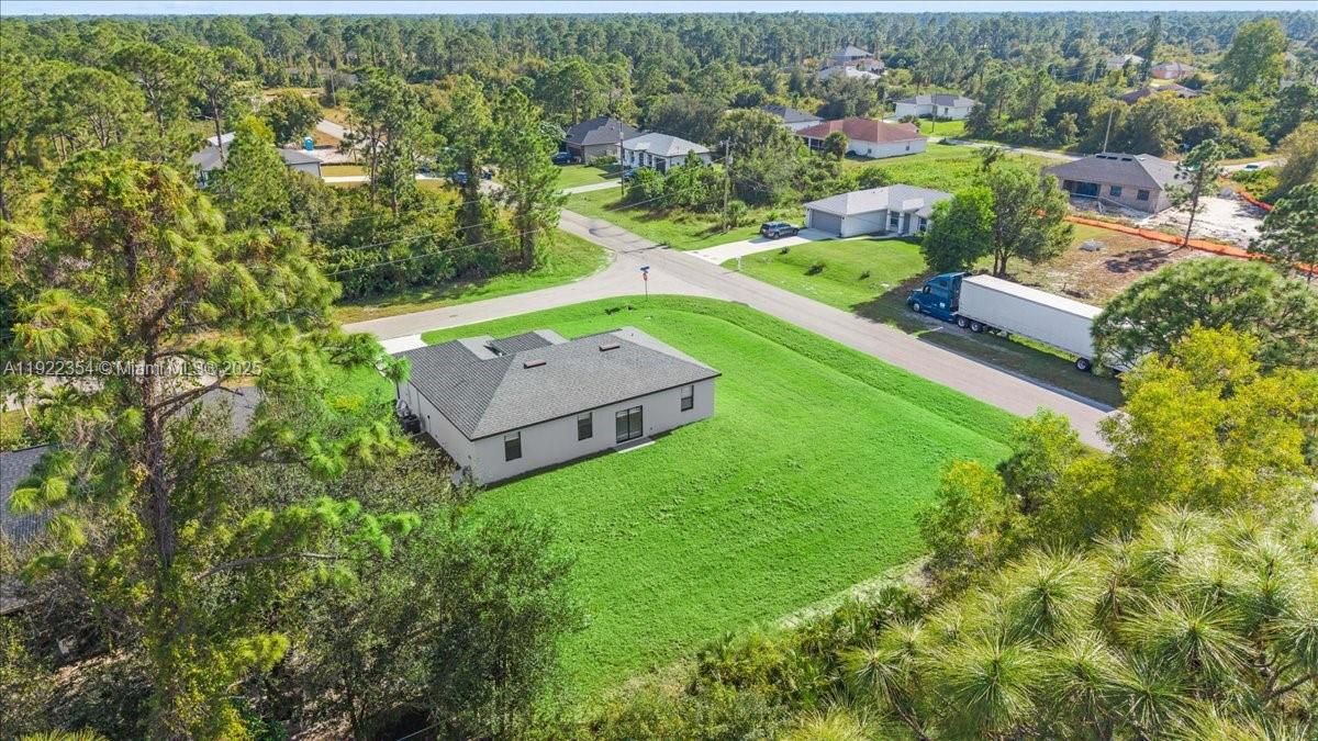 For Sale: $299,900 (3 beds, 2 baths, 1358 Square Feet)