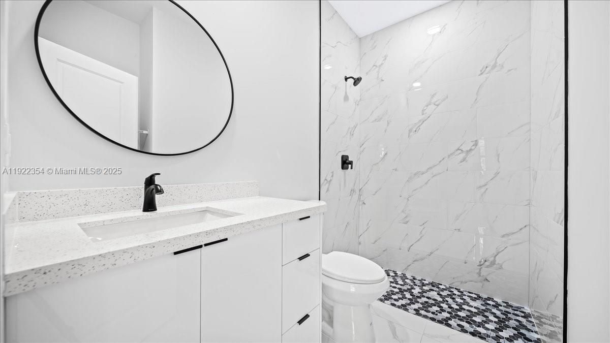 For Sale: $299,900 (3 beds, 2 baths, 1358 Square Feet)