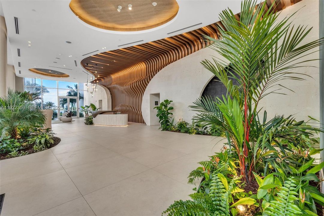 For Sale: $1,890,000 (3 beds, 3 baths, 1643 Square Feet)