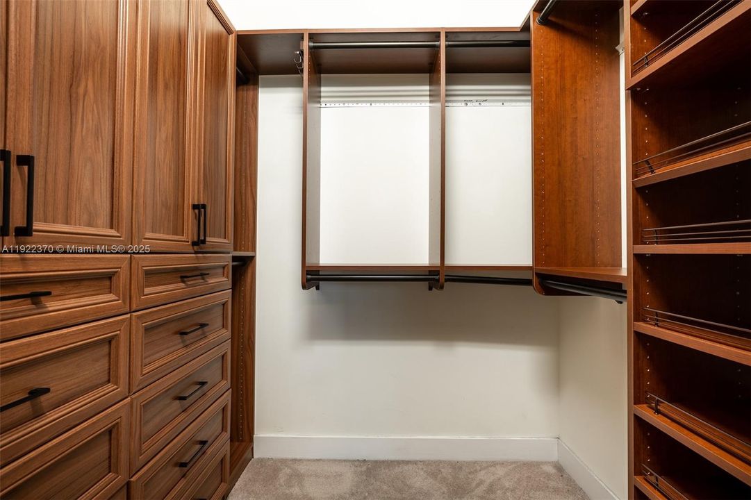 出租: $3,600 (3 贝兹, 2 浴室, 1476 平方英尺)