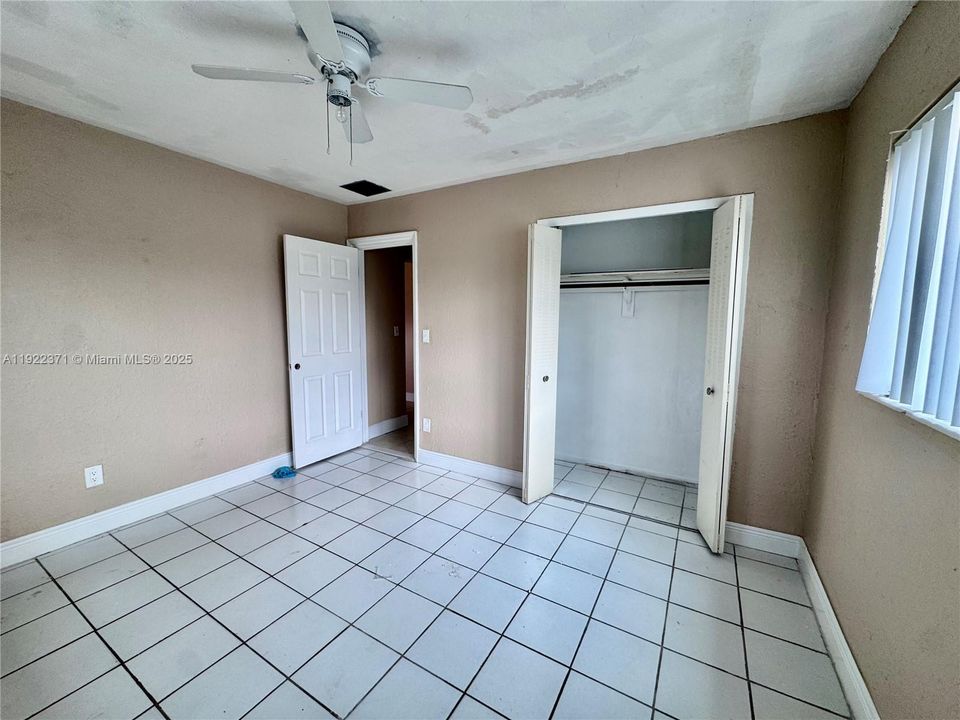 For Rent: $4,000 (3 beds, 2 baths, 1599 Square Feet)