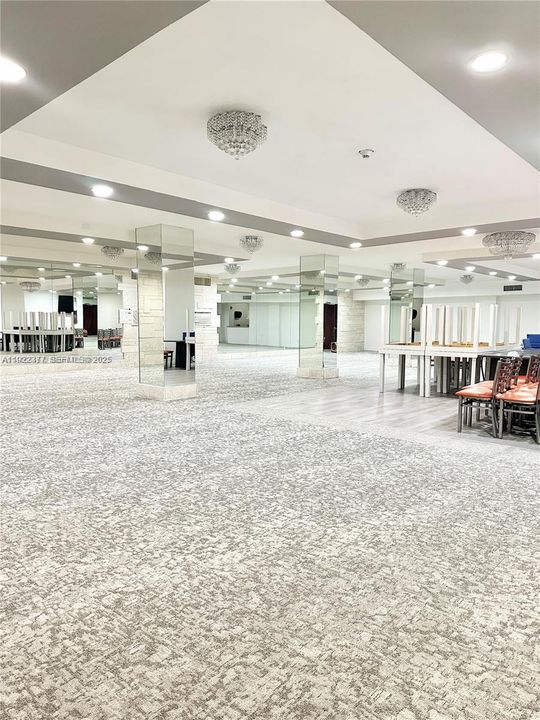 For Sale: $499,000 (1 beds, 1 baths, 1190 Square Feet)