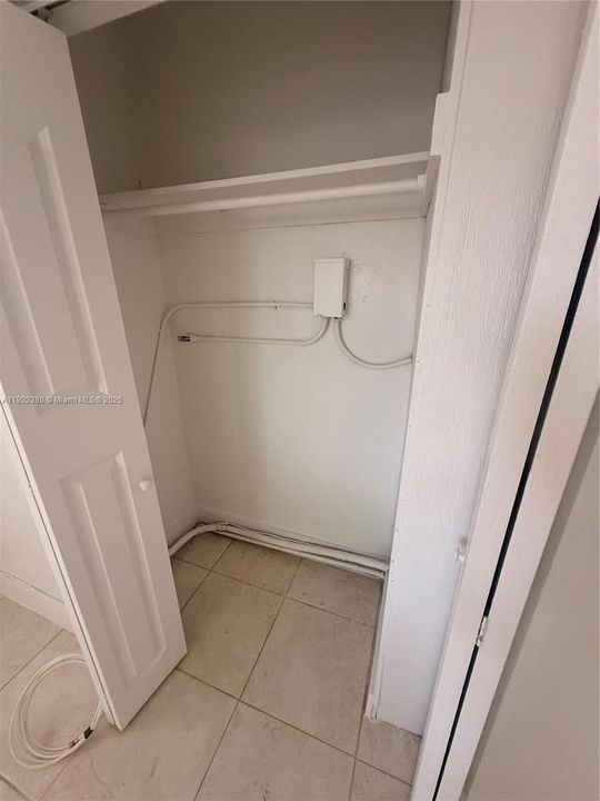 出租: $1,750 (1 贝兹, 1 浴室, 1953 平方英尺)