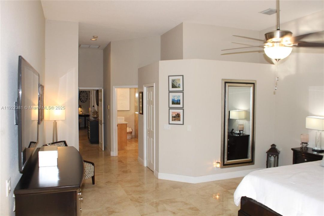 For Rent: $7,000 (3 beds, 3 baths, 2652 Square Feet)