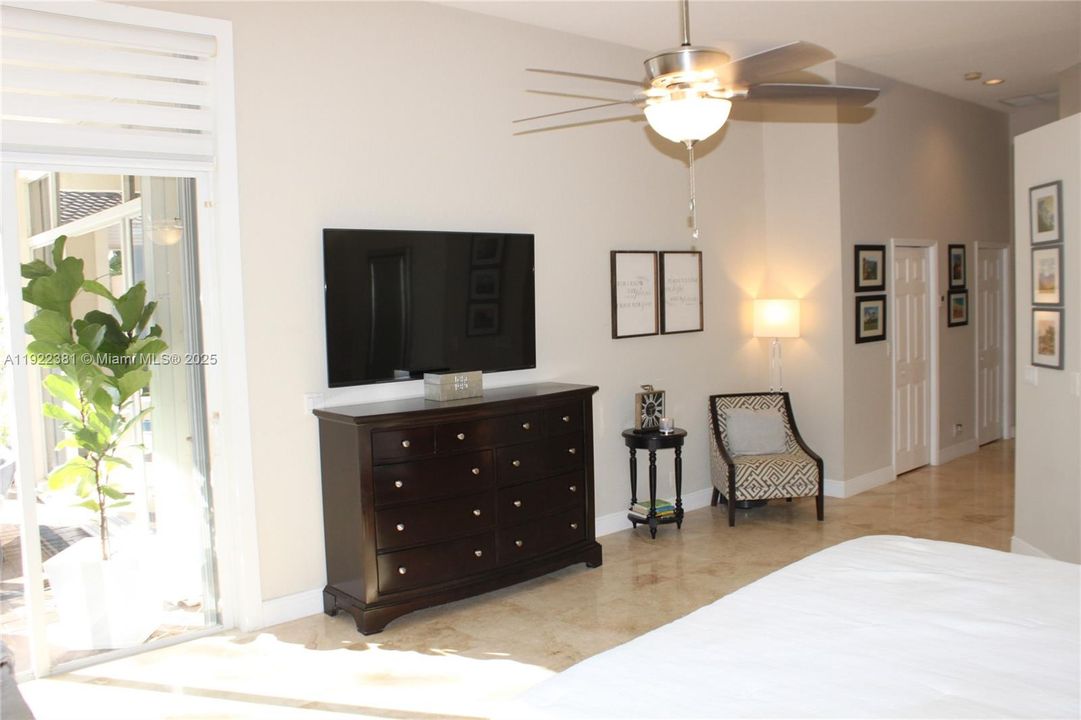 For Rent: $7,000 (3 beds, 3 baths, 2652 Square Feet)